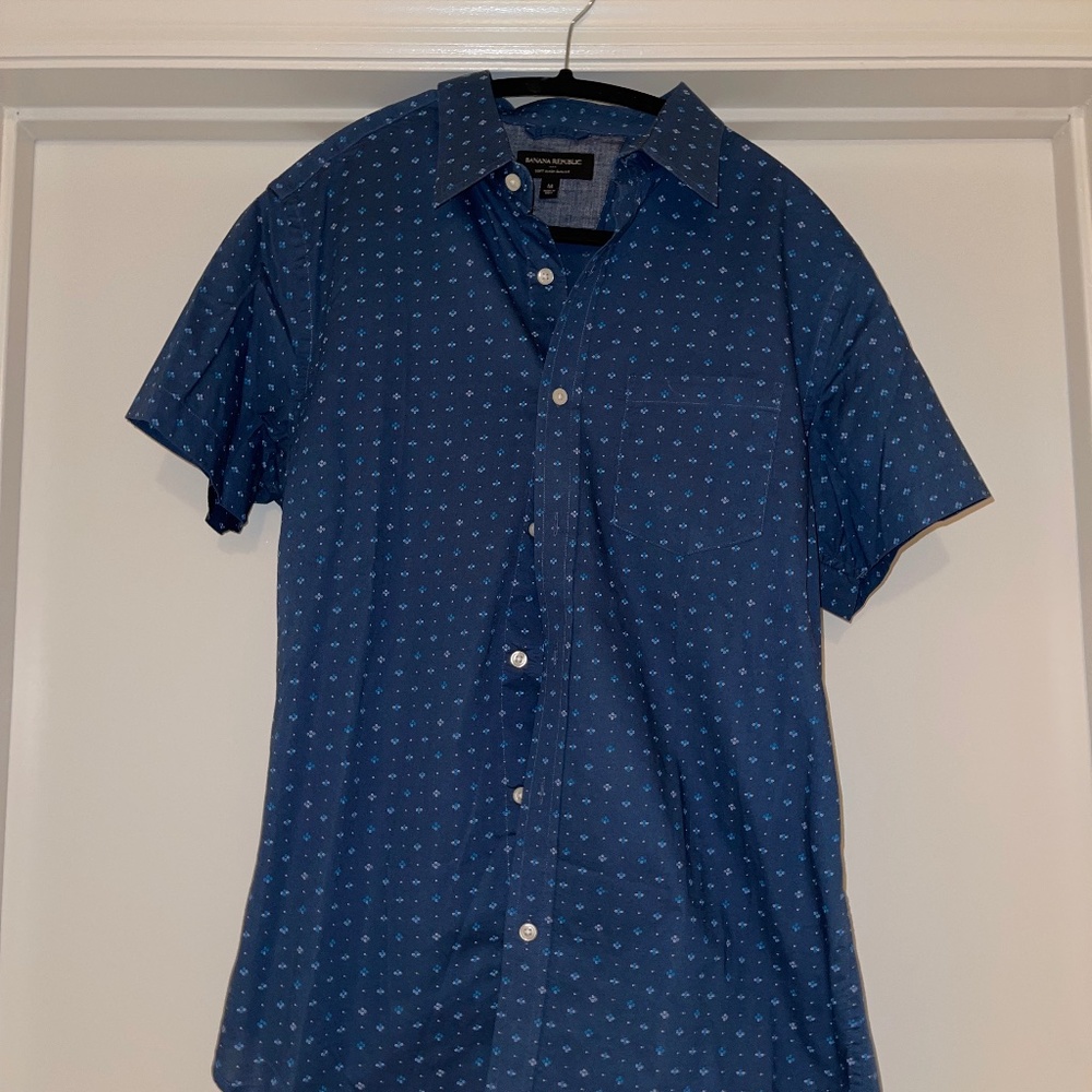 Banana Republic Short Sleeve Button Up